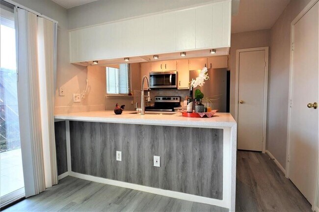 Foto del edificio - 8801 Hammerly Blvd