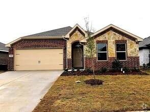Building Photo - 3804 Dogwood Rd