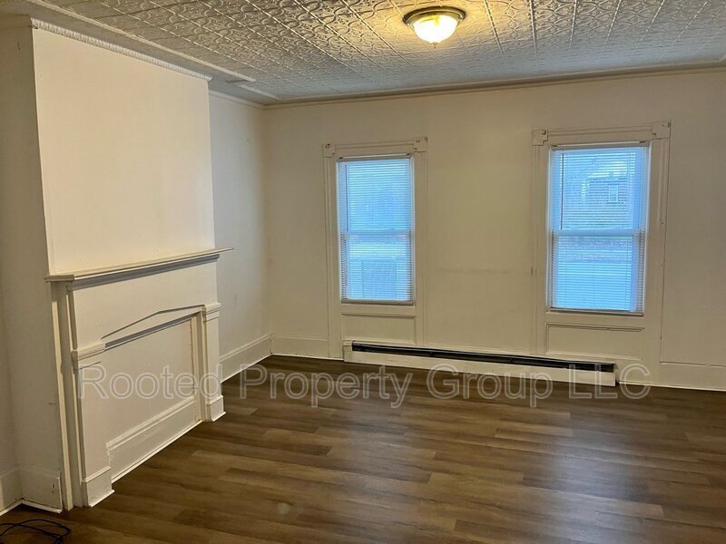 Primary Photo - 551 5th Ave