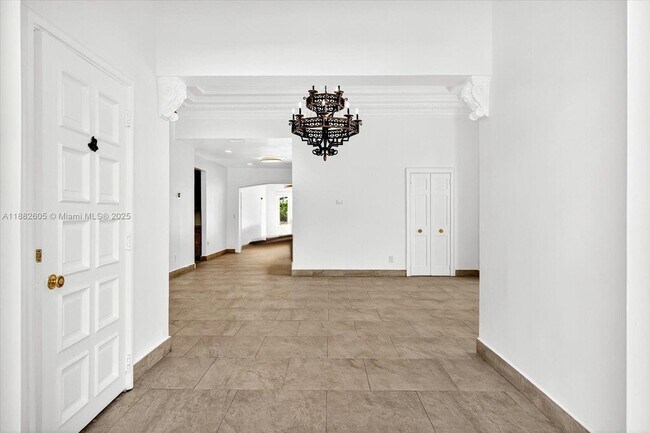 Foto del edificio - 4575 Post Ave