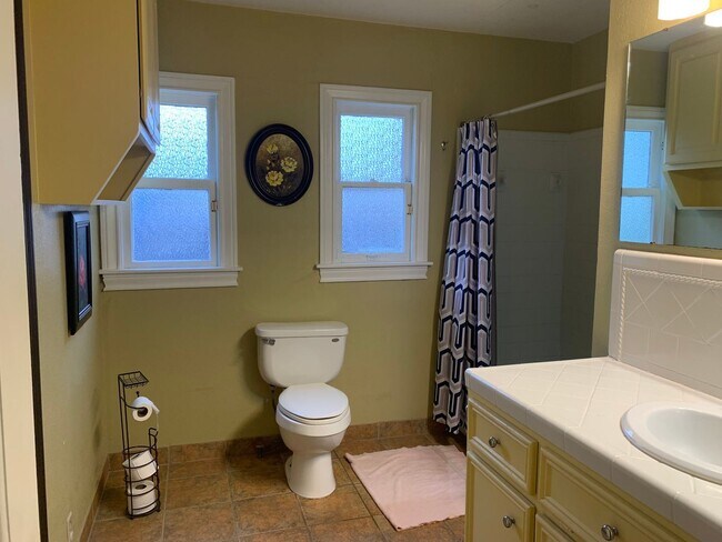 Foto del edificio - 2 br, 1 bath House - COLE 430 -LOCATOR ONL...