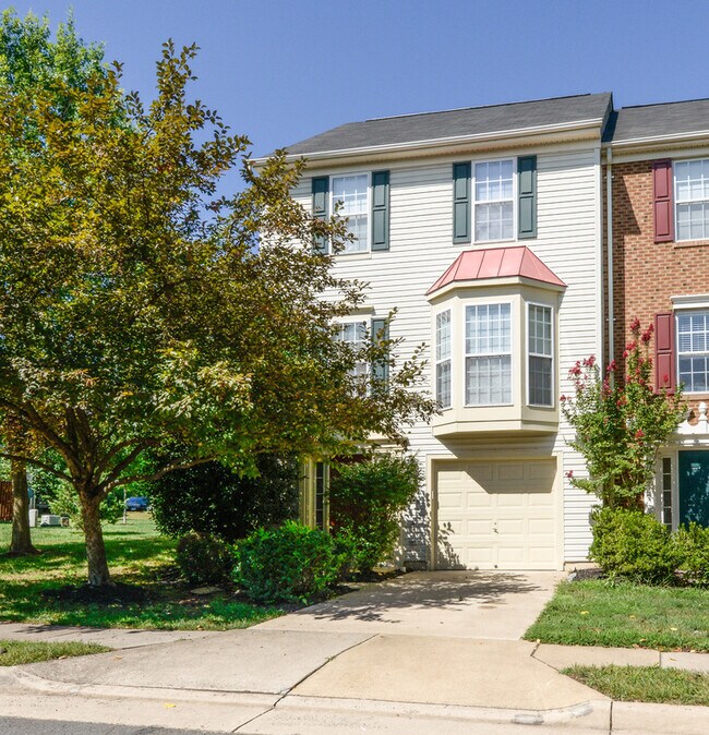 Building Photo - 7252 Traphill Way