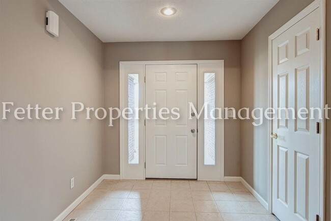 Building Photo - Spacious 3 Bedroom Home!