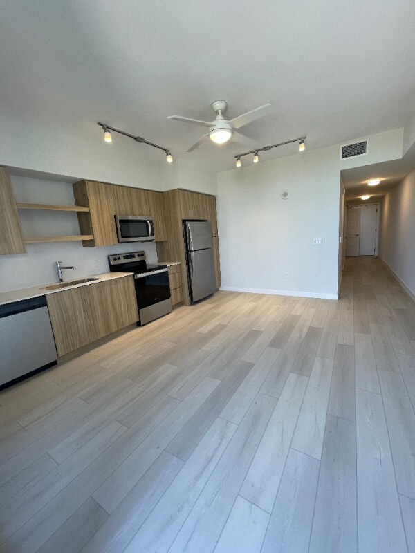 Foto del edificio - 823 N Federal Hwy