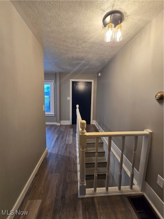 Foto del edificio - 122 4th St NE