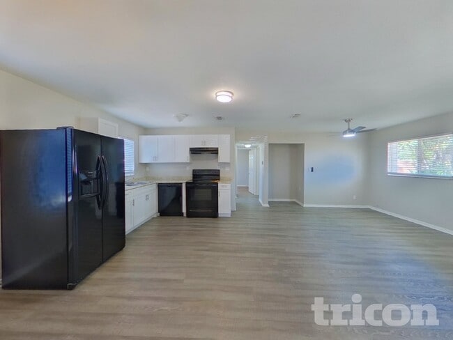 Foto del edificio - 3410 73rd St N