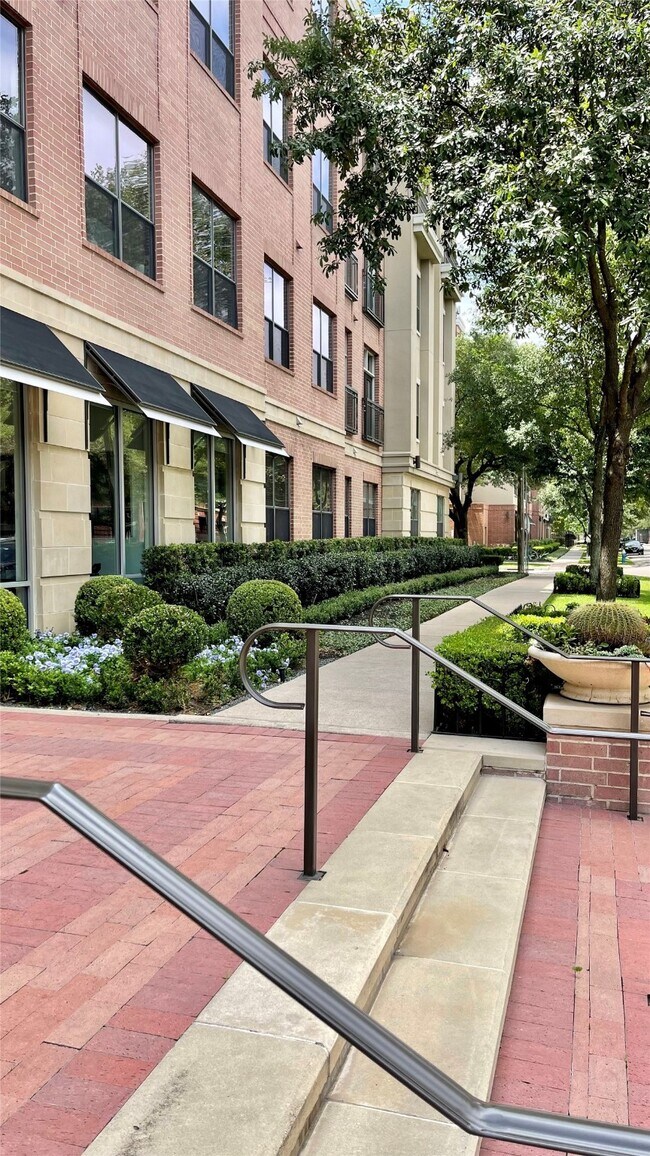 Foto del edificio - 306 McGowen St