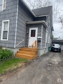 Building Photo - 12 Alvin Pl