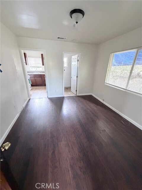 Foto del edificio - 1248 Wesley Ave