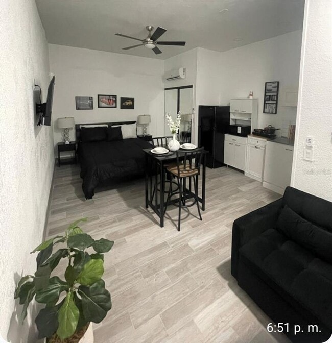 Building Photo - 12372 Sumter Dr