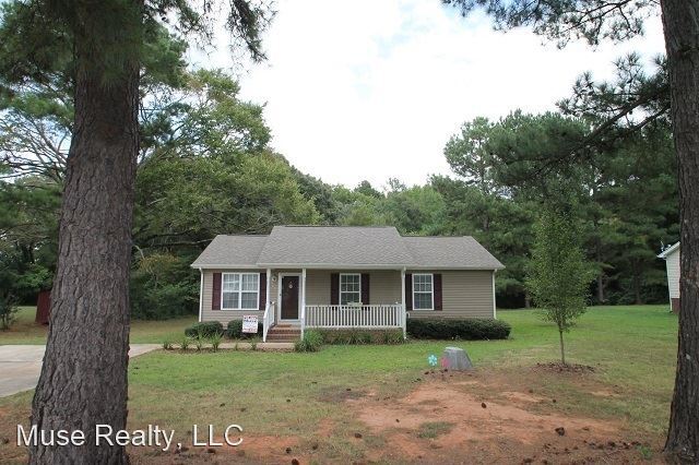 Primary Photo - 3 br, 2 bath House - 121 Ross Road