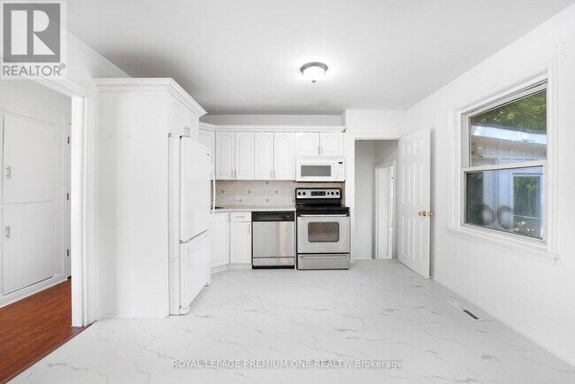 Building Photo - 139 McKee Ave