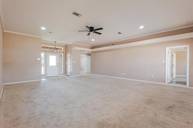 Building Photo - 622 Parker Ln