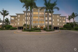 Building Photo - 255 West End Dr