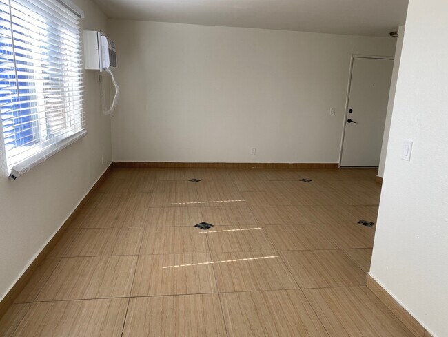 Foto del edificio - 500 N Kenmore Ave