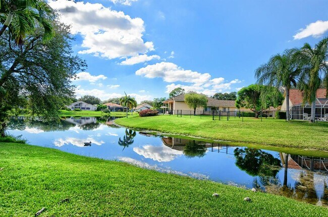 Foto del edificio - 6311 NW 58th Way