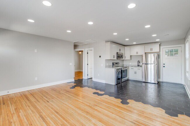 Foto del edificio - 2311 Bull St