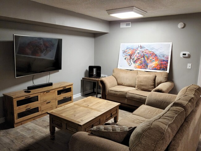 Photo - 8500 Ankara Ct Apartment