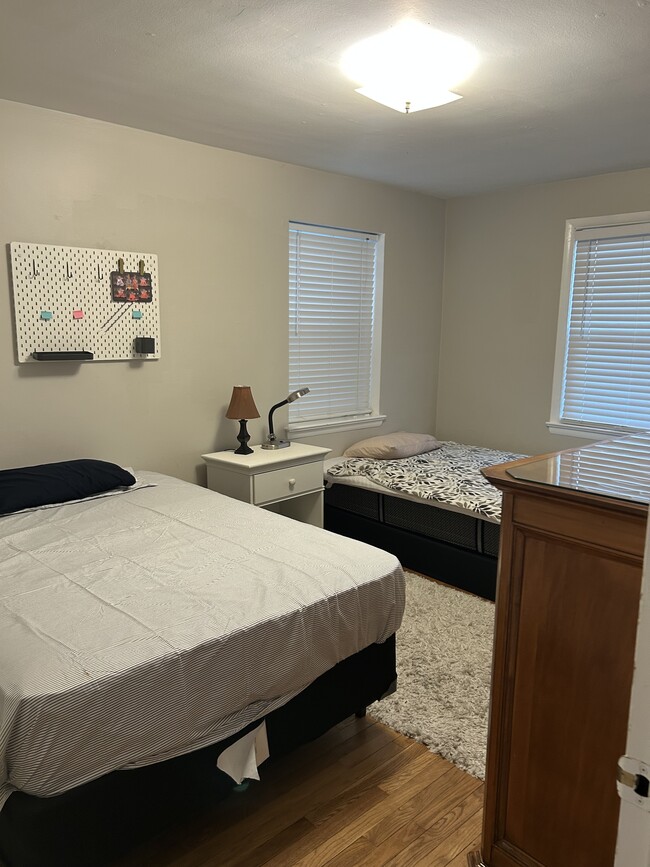 Photo - 751X Hopkins Ave Apartment