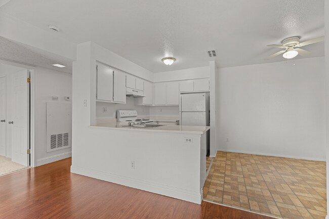 Foto del edificio - 3859 Annadale Ln