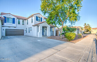 Building Photo - 4030 W Valley View Dr