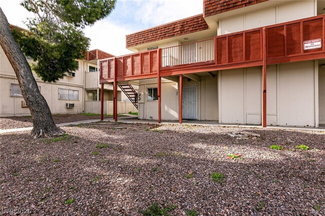 Building Photo - 5404 S Swenson St