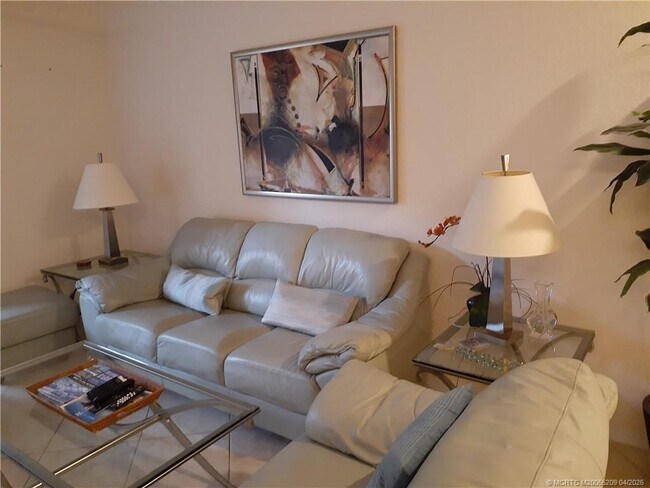 Foto del edificio - 1571 SE Hampshire Way