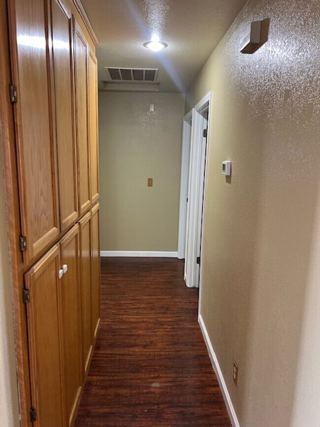 Foto del edificio - Beautiful spacious home