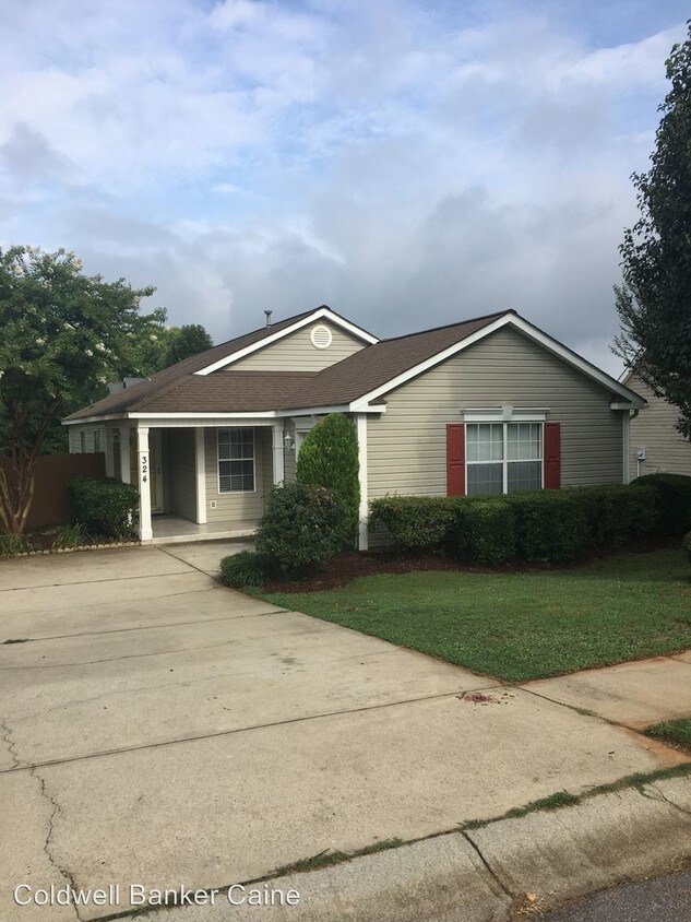Primary Photo - 3 br, 2 bath House - 324 Hampton Ridge Drive