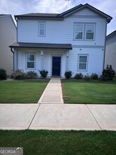 Building Photo - 145 Hargrave Ave