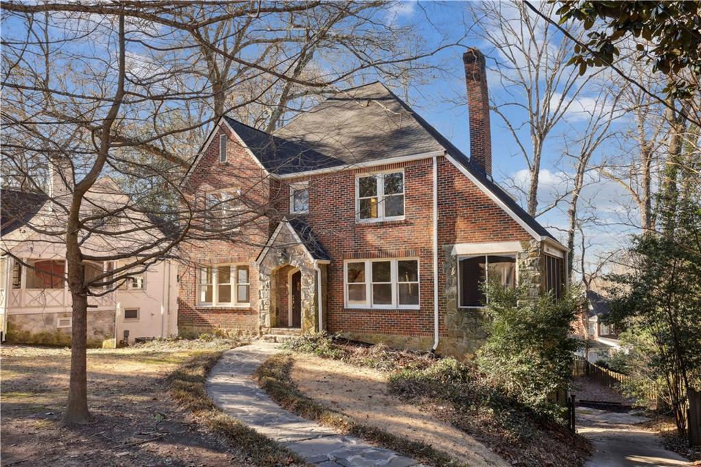 Foto principal - 1712 N Rock Springs Rd NE