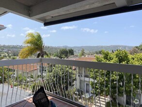 Building Photo - 2333 Caringa Way