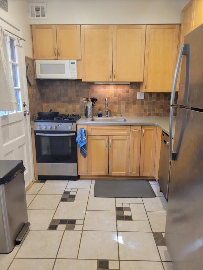 Spacious Kitchen - 2700 16th St S