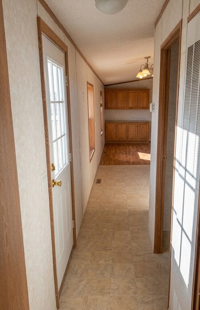 Foto del edificio - Spacious 3BR/2BA Home in the Heights with Oversized Trex Deck & Central A/C