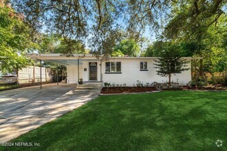 Building Photo - 4007 Aldington Dr