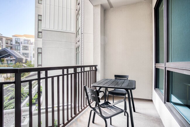 Foto del edificio - 605 E Evelyn Ave