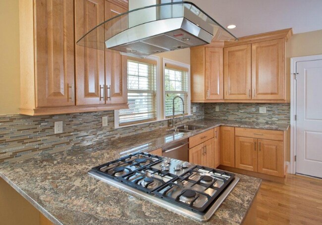 Foto del edificio - 57 Lawton St