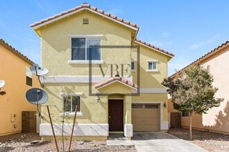 Building Photo - 3352 Fico Ave