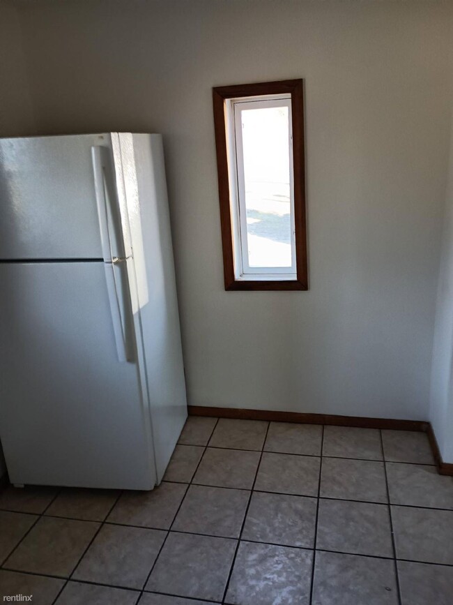 Building Photo - 1 br, 1 bath House - 12455 W Michigan Ave