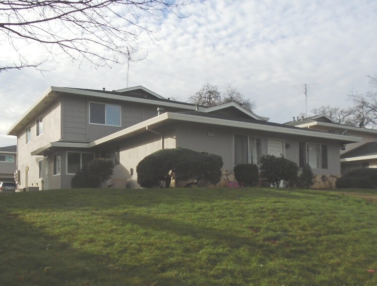 Primary Photo - 3753 Park Dr