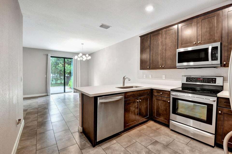 Primary Photo - 12994 Anthorne Ln