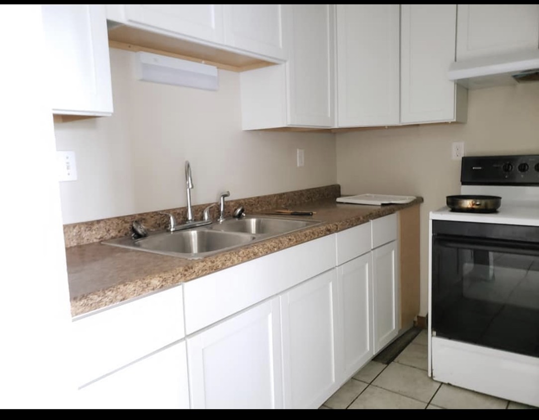 Primary Photo - 104 N 7th St