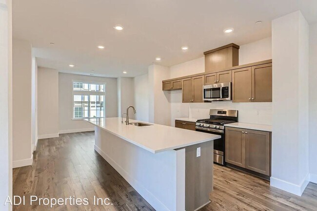 Foto del edificio - 3 br, 3.5 bath House - 16050 NW Frog Ln