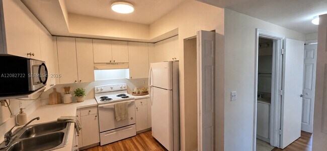 Foto del edificio - 11050 SW 196th St