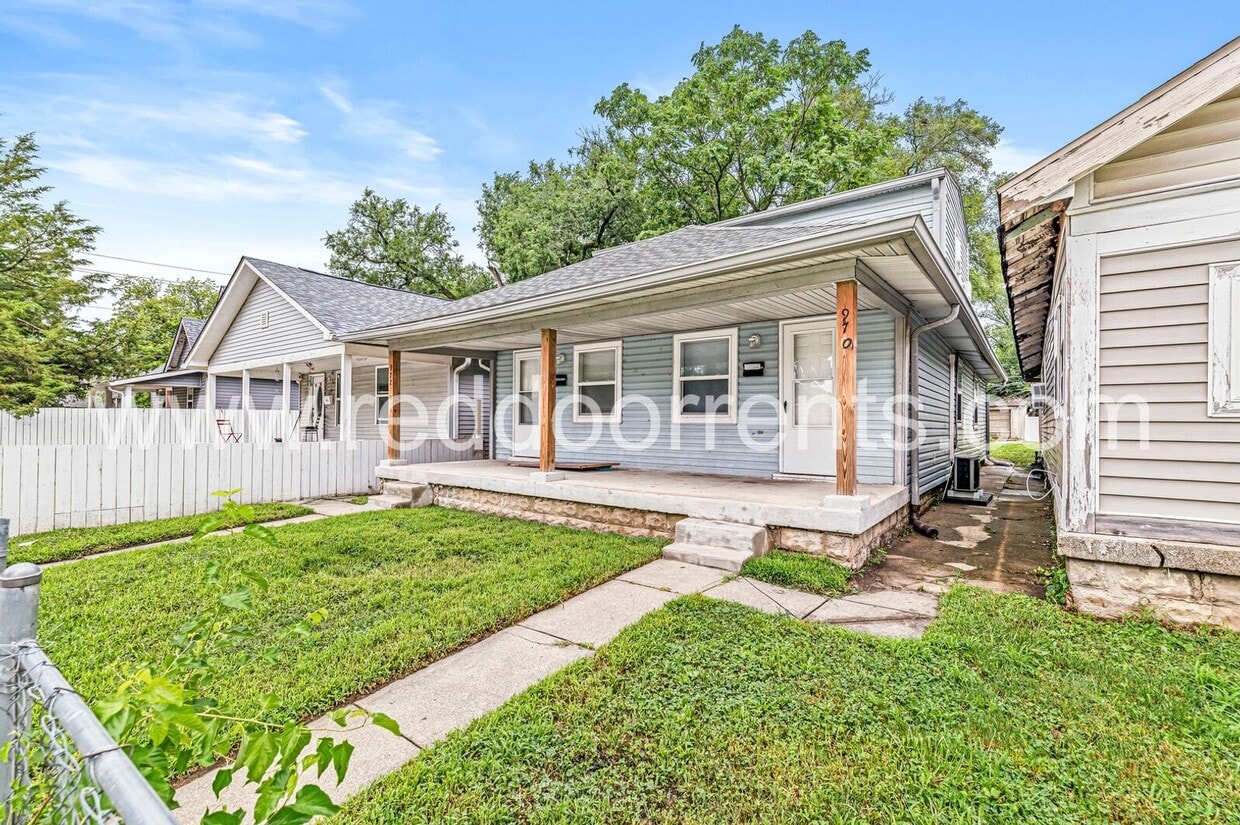 Your Perfect Indy Home is Waiting at 970 E... - Your Perfect Indy Home is Waiting at 970 E...