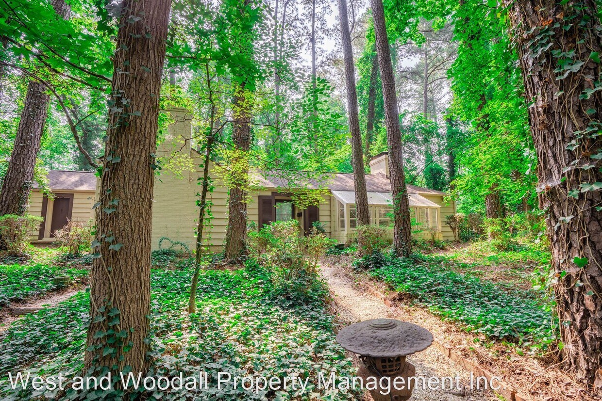 Primary Photo - 1 br, 2 bath House - 2909 Hope Valley Road