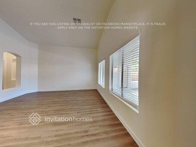 Foto del edificio - 9157 W Salter Dr
