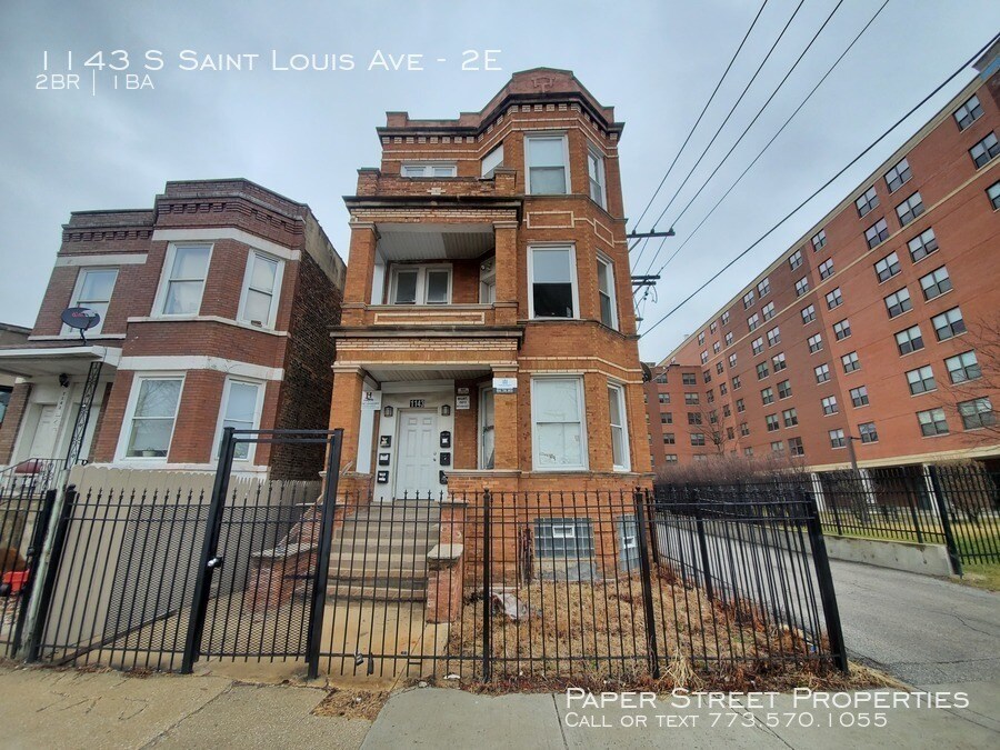Foto principal - 1143 S St Louis Ave