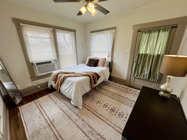 Foto del edificio - 519 W Ridgewood Ct