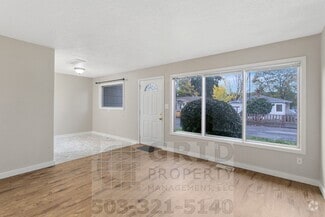 Building Photo - 8705 SE Pardee St